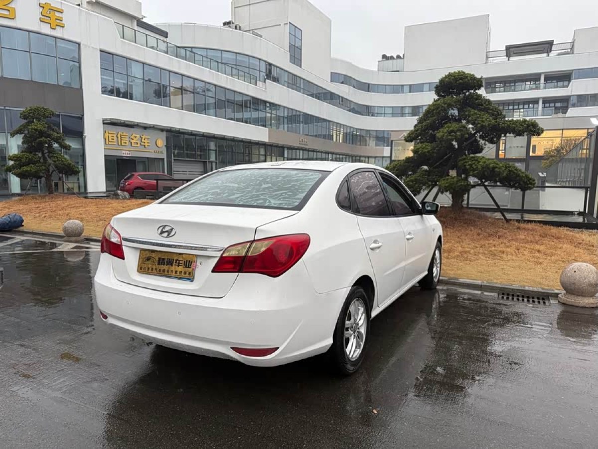 Hyundai Elantra HD 2014 car image #8