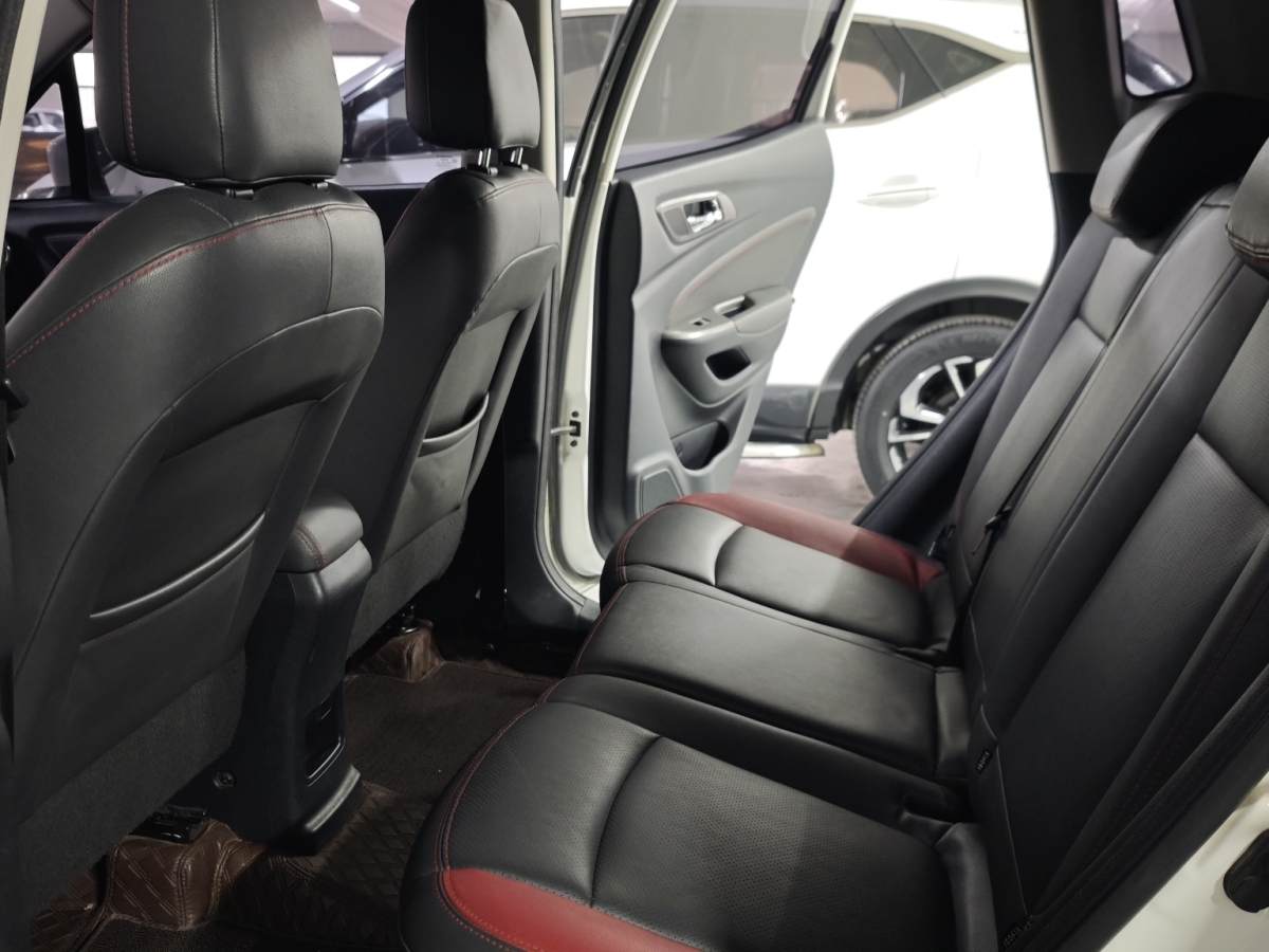 Changan CS15 2017 #8 Changan CS15 2017 imagen de coche #8