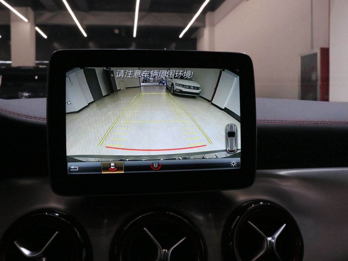 Mercedes-Benz GLA AMG 2016 car image #8