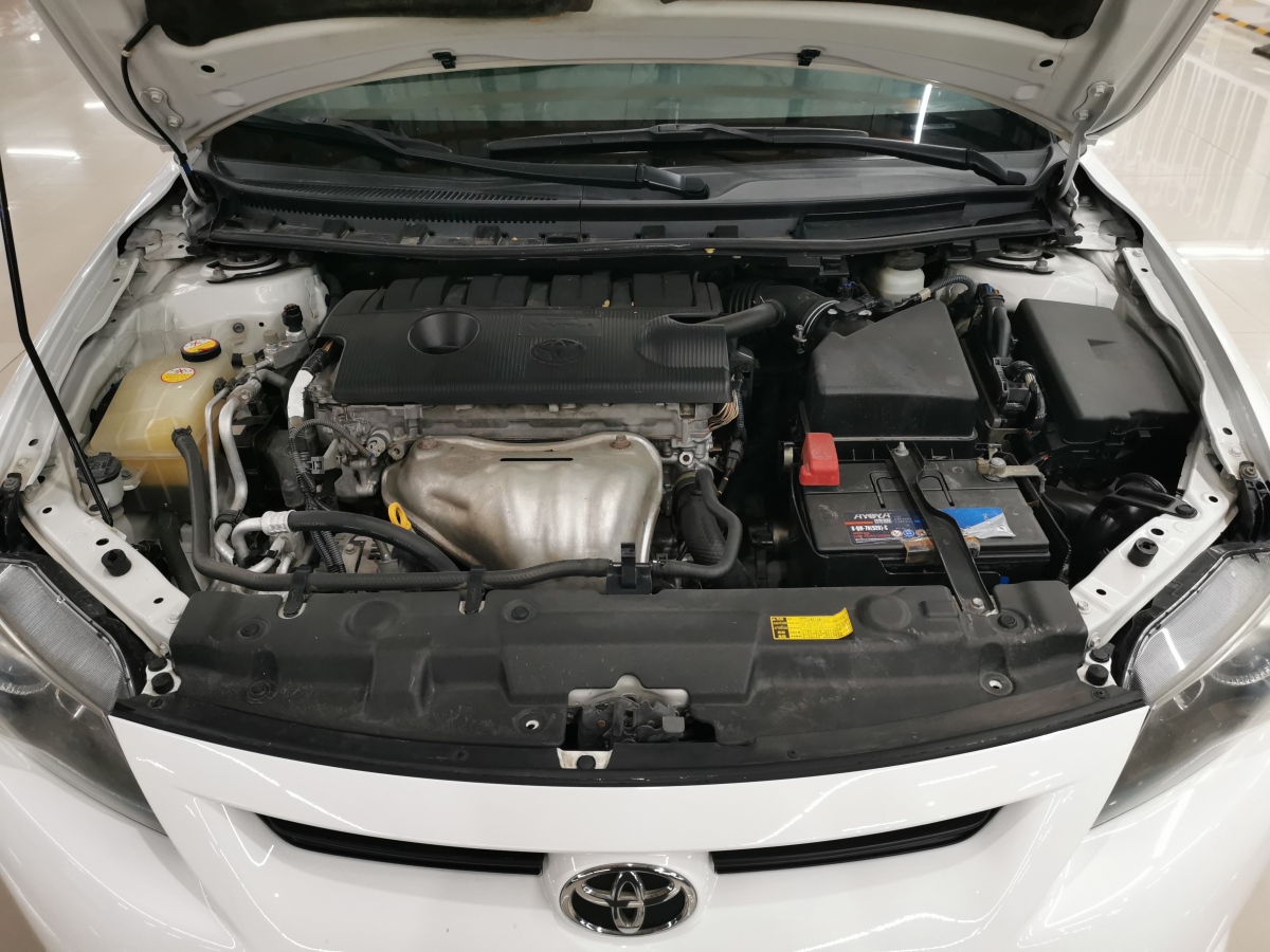 Toyota 2012 #8 Toyota 2012 car image #8