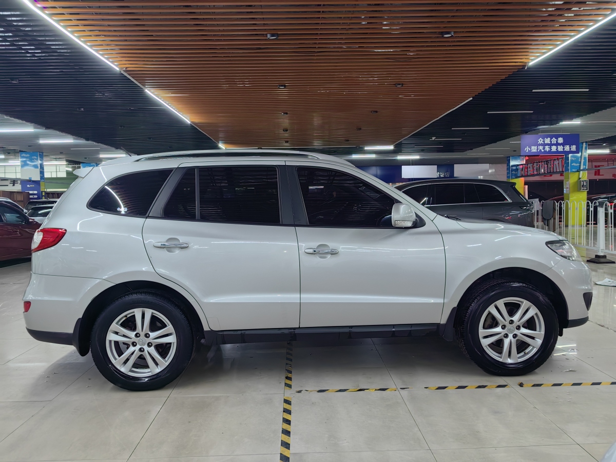 Hyundai Santa Fe Classic 2010 #8 Hyundai Santa Fe Classic 2010 car image #8
