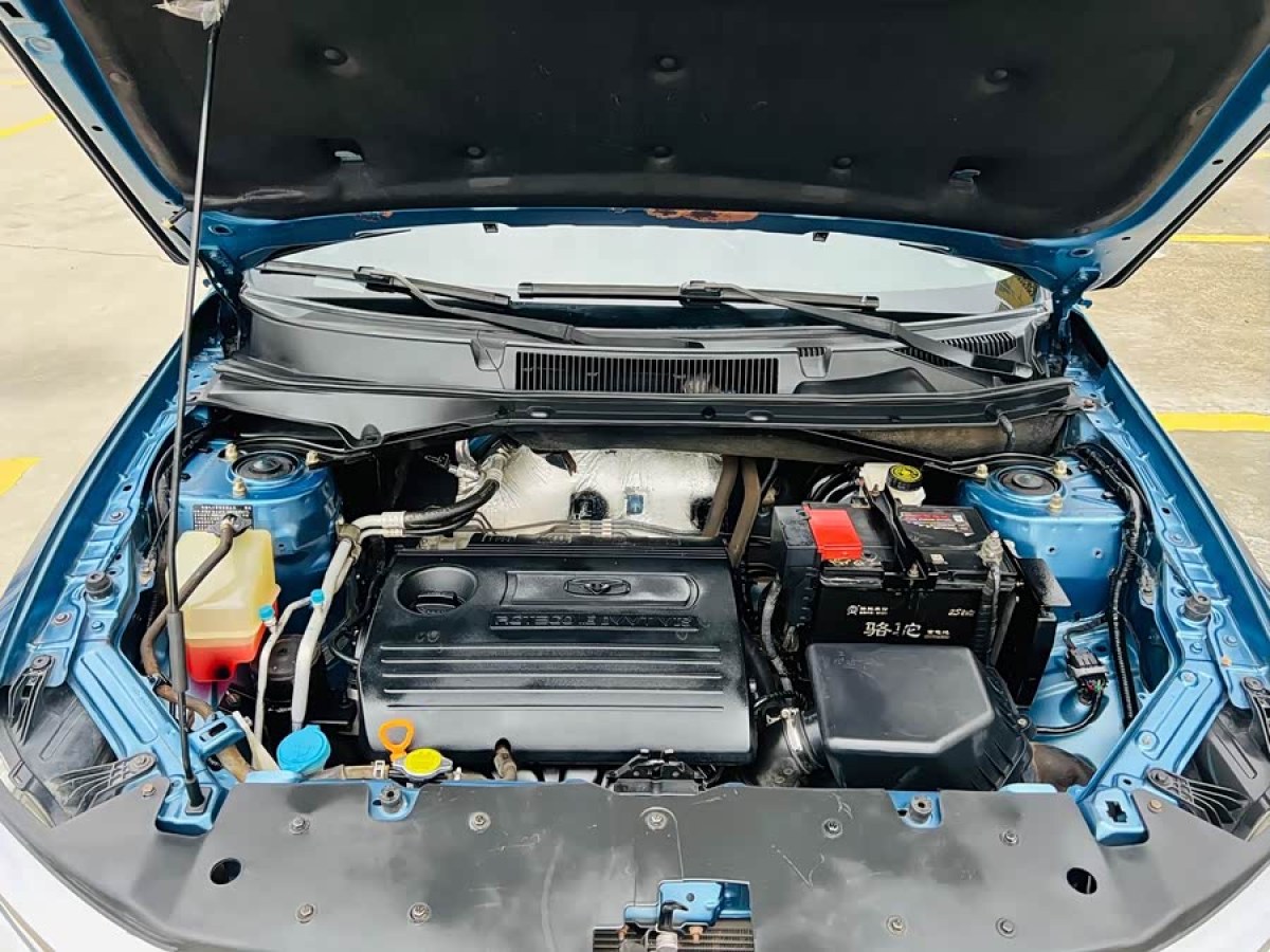 Kaiyi X3 2017 #8 Kaiyi X3 2017 car image #8