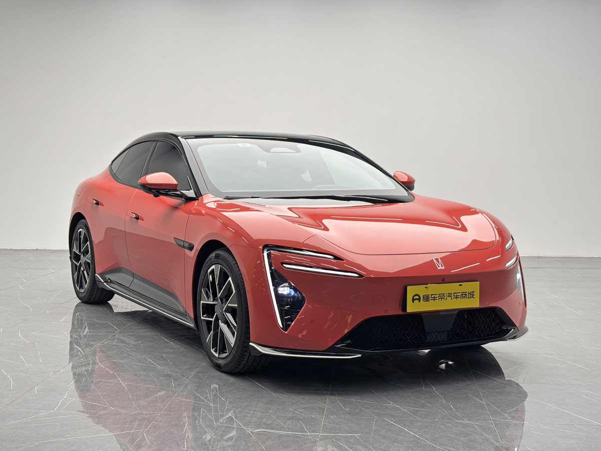 Avatr 06 2025 car image #8