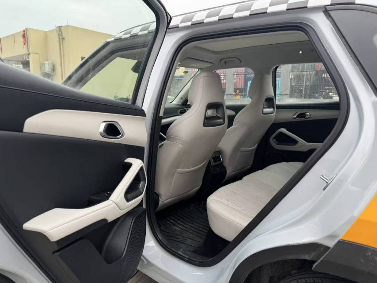 BYD YuanUP 2025 car image #8