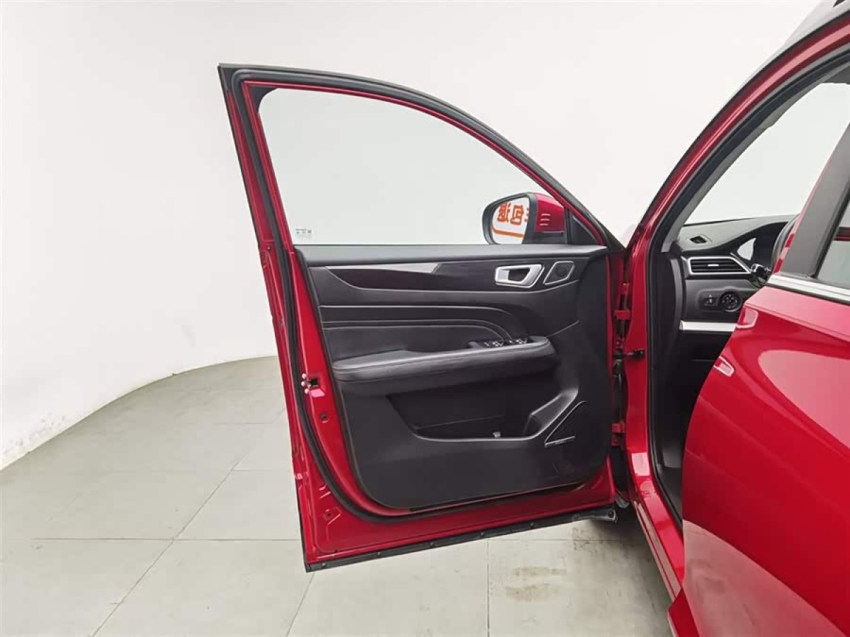 Kaiyi Showjet 2021 #8 Kaiyi Showjet 2021 car image #8