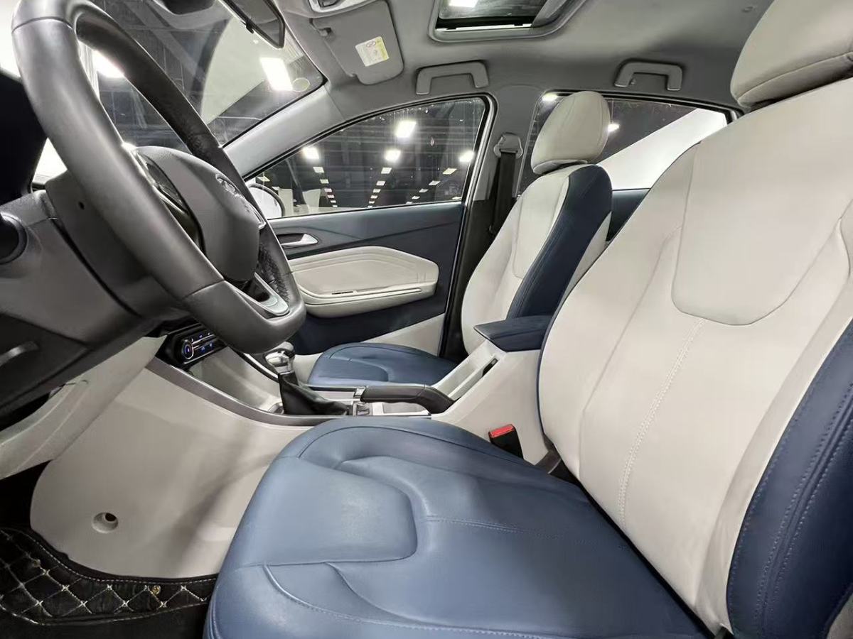 Chery Tiggo 3x 2023 car image #8