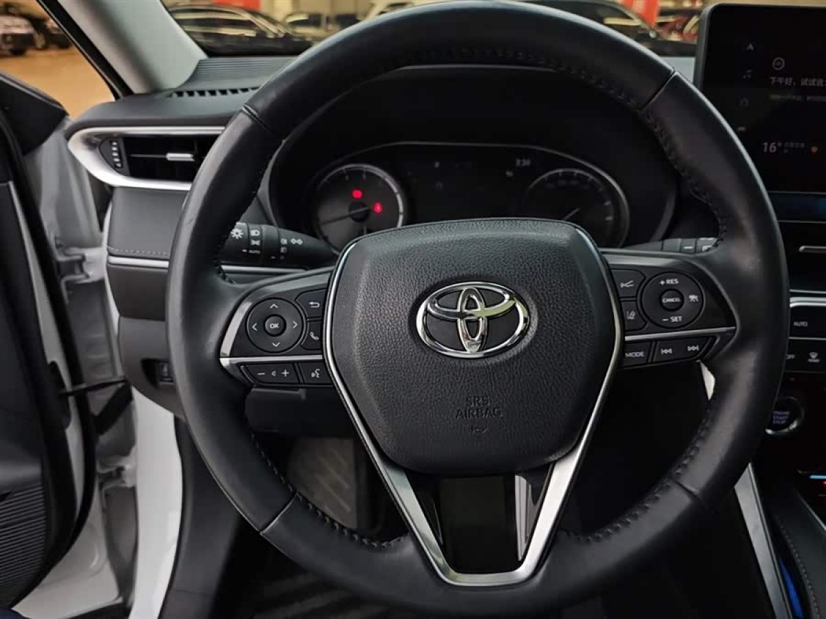 Toyota Harrier 2024 immagine di auto #8