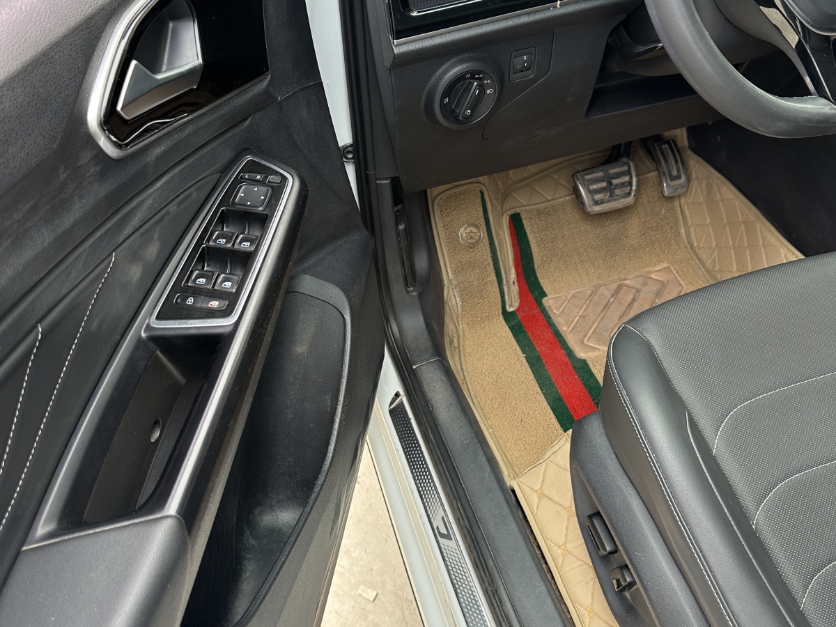 Jetta VS5 2021 car image #8