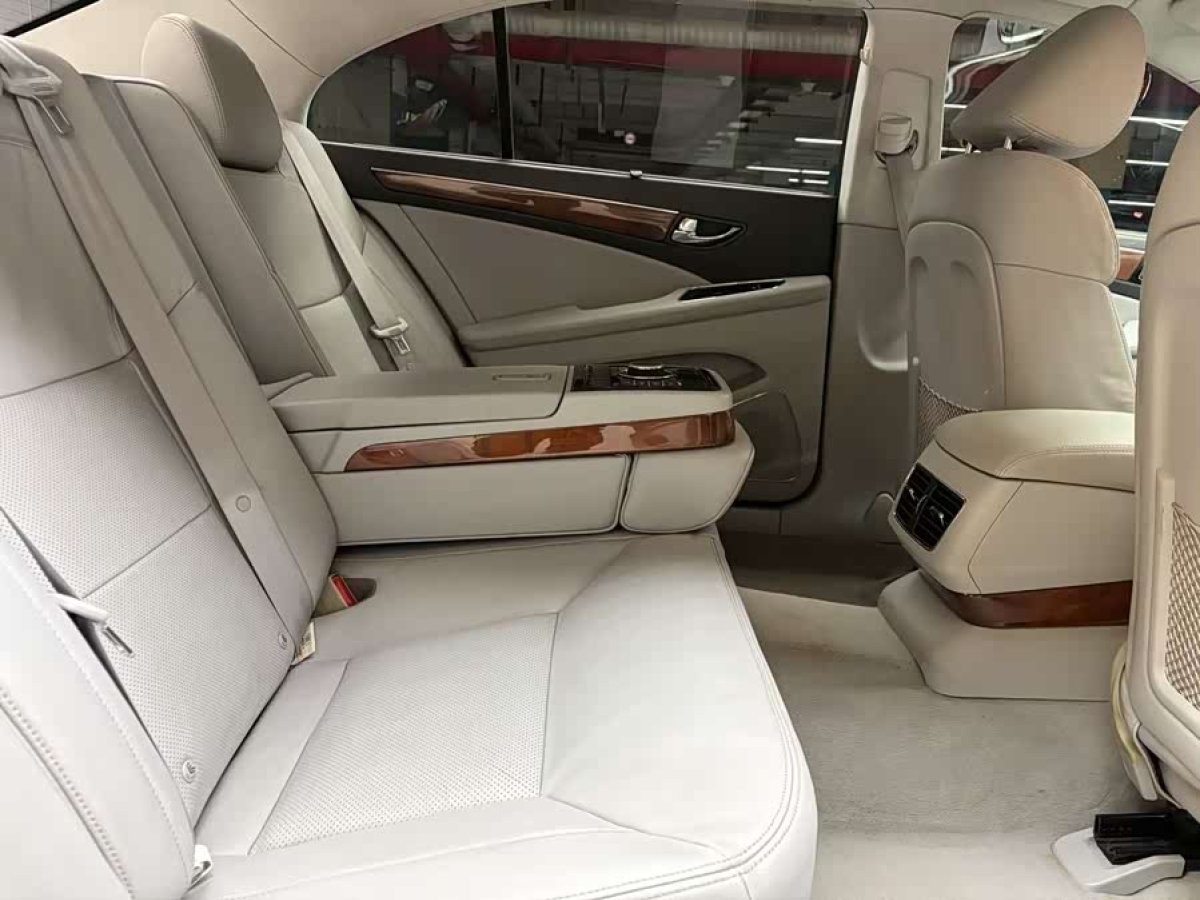 HongQi 2012 #8 HongQi 2012 car image #8