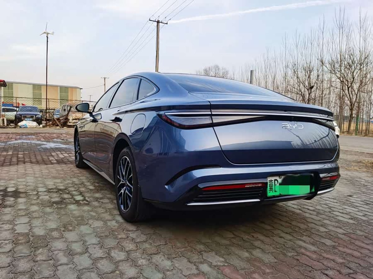 BYD Seal 07 DM-i 2024 immagine di auto #8