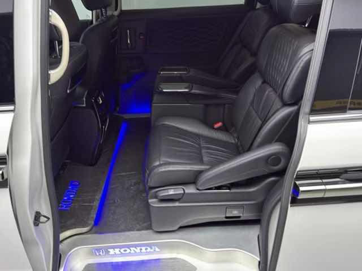 Honda Elysion 2023 image de voiture #8