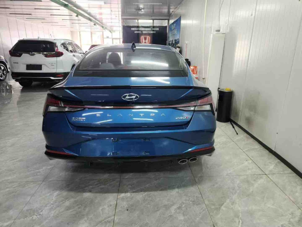 Hyundai Elantra 2022 car image #8