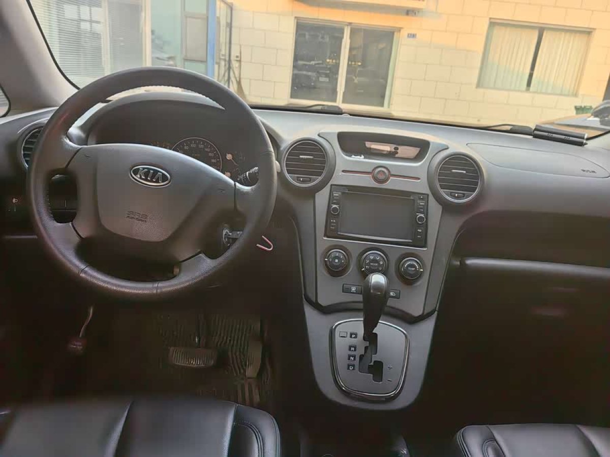 Kia 2012 immagine di auto #8