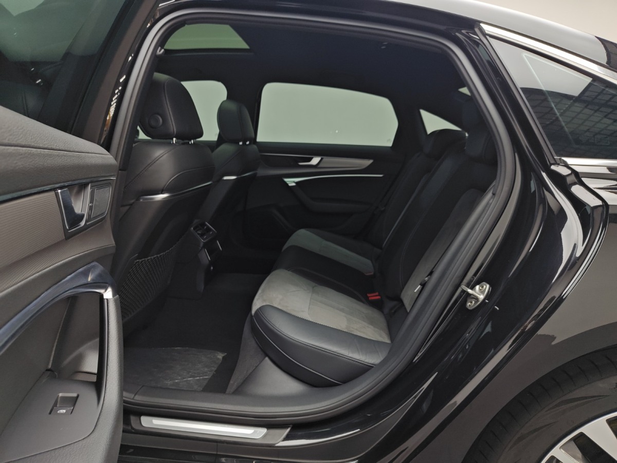 Audi 2020 car image #8