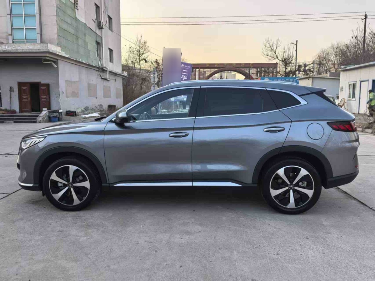 BYD Song Plus New Energy 2023 car image #8