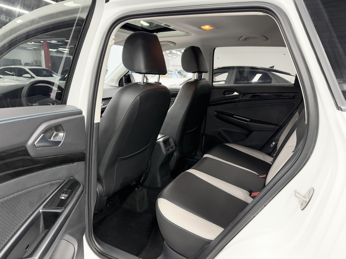 Ford VS5 2022 car image #8