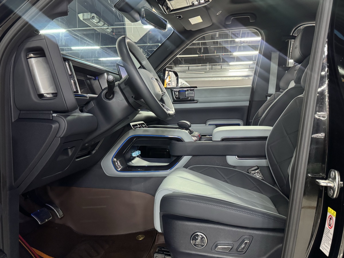 FangChengBao Leopard 5 2025 صورة سيارة #8