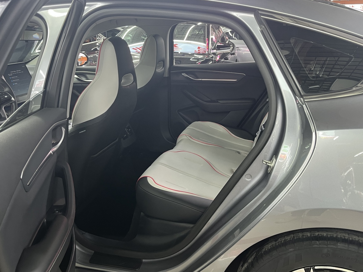 BYD Destroyer 05 2022 #8 BYD Destroyer 05 2022 car image #8