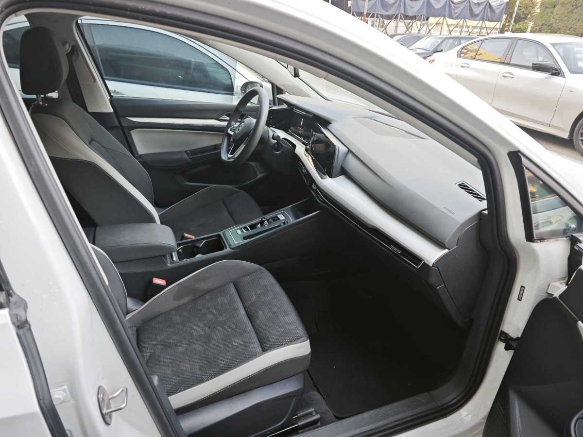 Volkswagen Golf 2023 #8 Volkswagen Golf 2023 car image #8