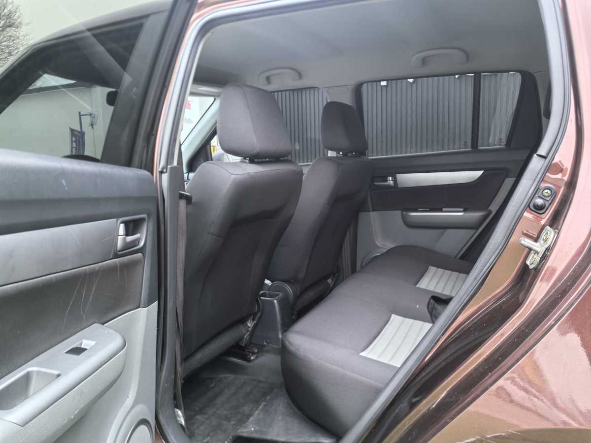 Suzuki Swift 2017 car image #8