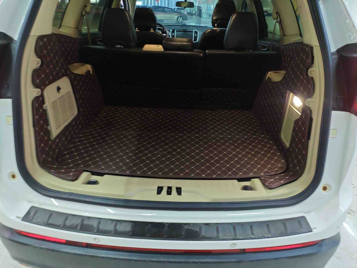 Ford Edge 2018 car image #8