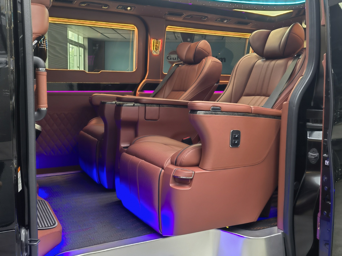 Toyota Granvia 2024 car image #8