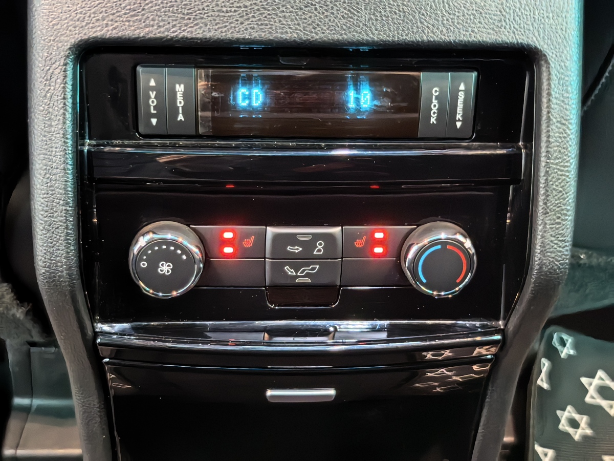 Ford Edge 2015 car image #8