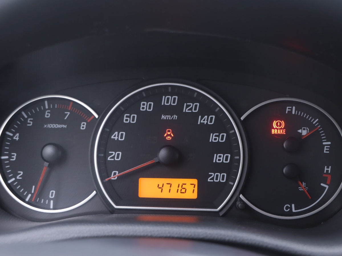 Suzuki Swift 2016 #8 Suzuki Swift 2016 car image #8