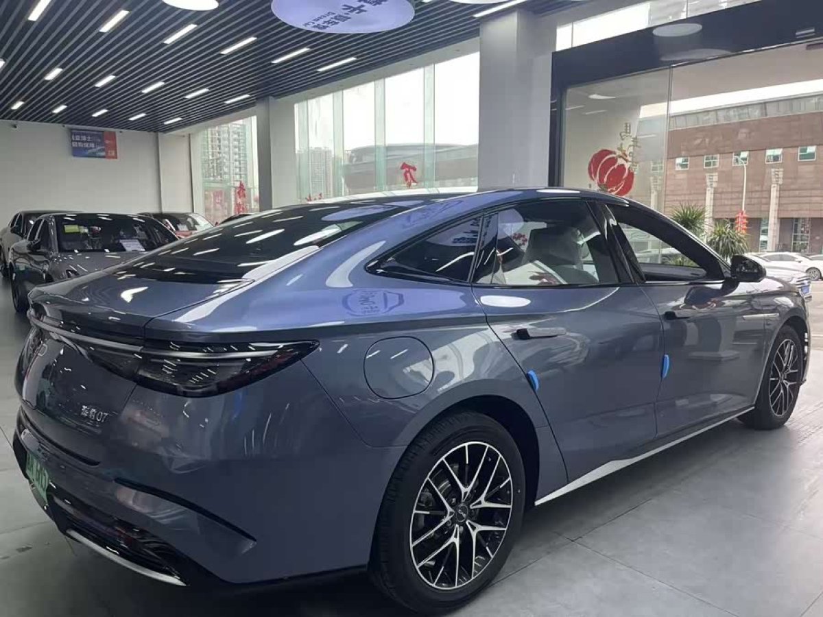 BYD Seal 07 DM-i 2025 صورة سيارة #8