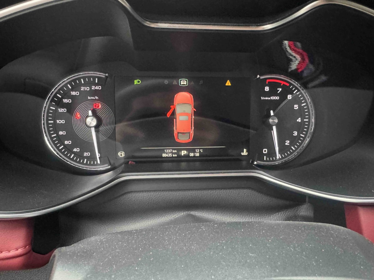 MG 6 2018 car image #8