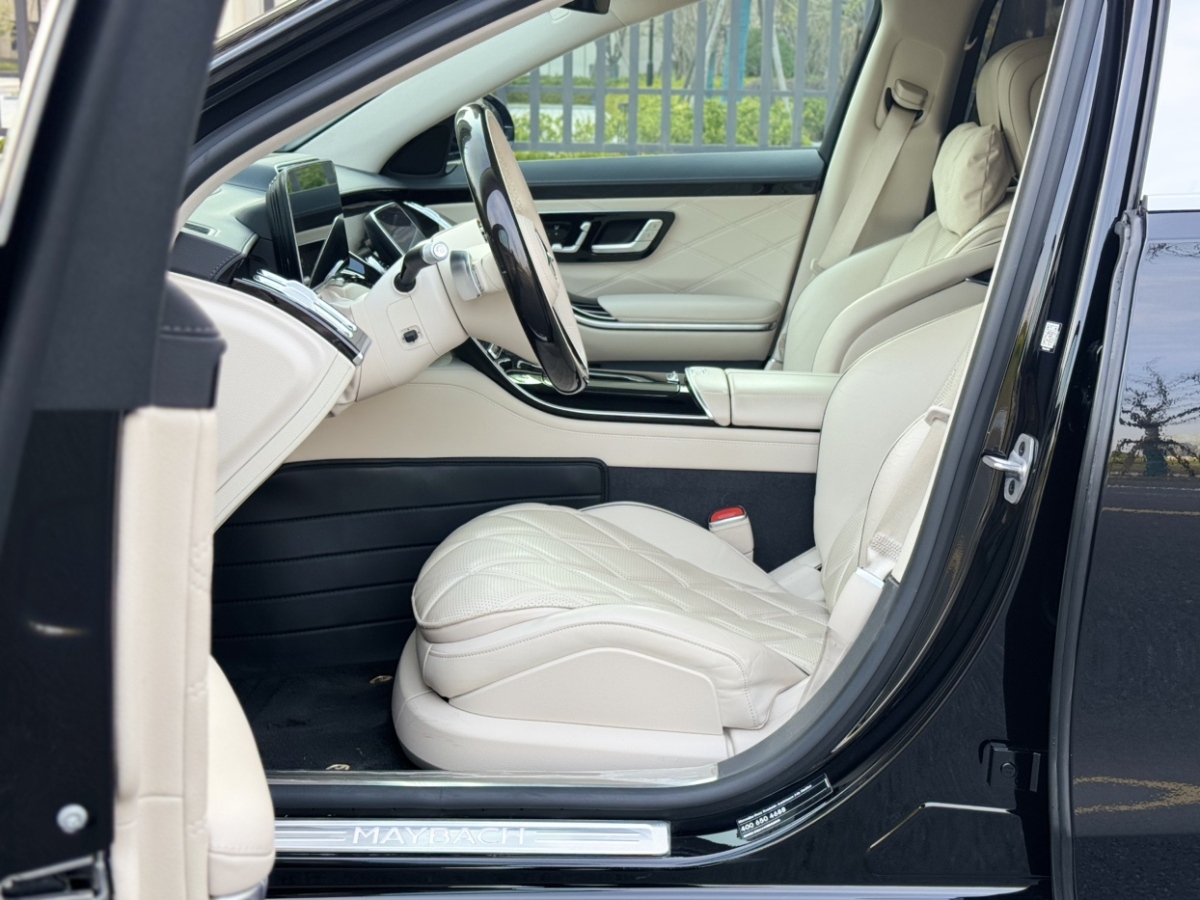 Mercedes-Benz 2023 car image #8