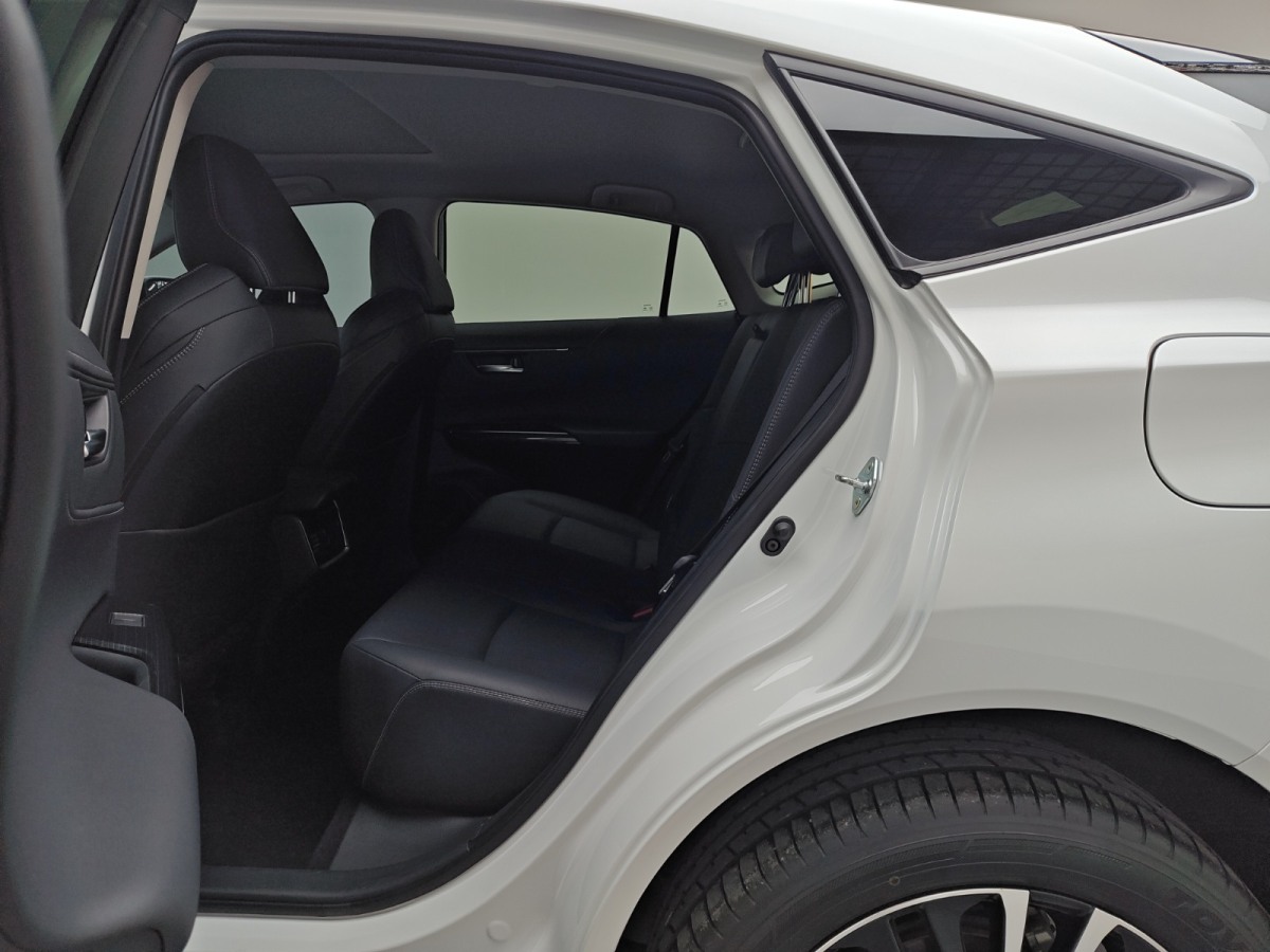 Toyota Venza 2023 car image #8