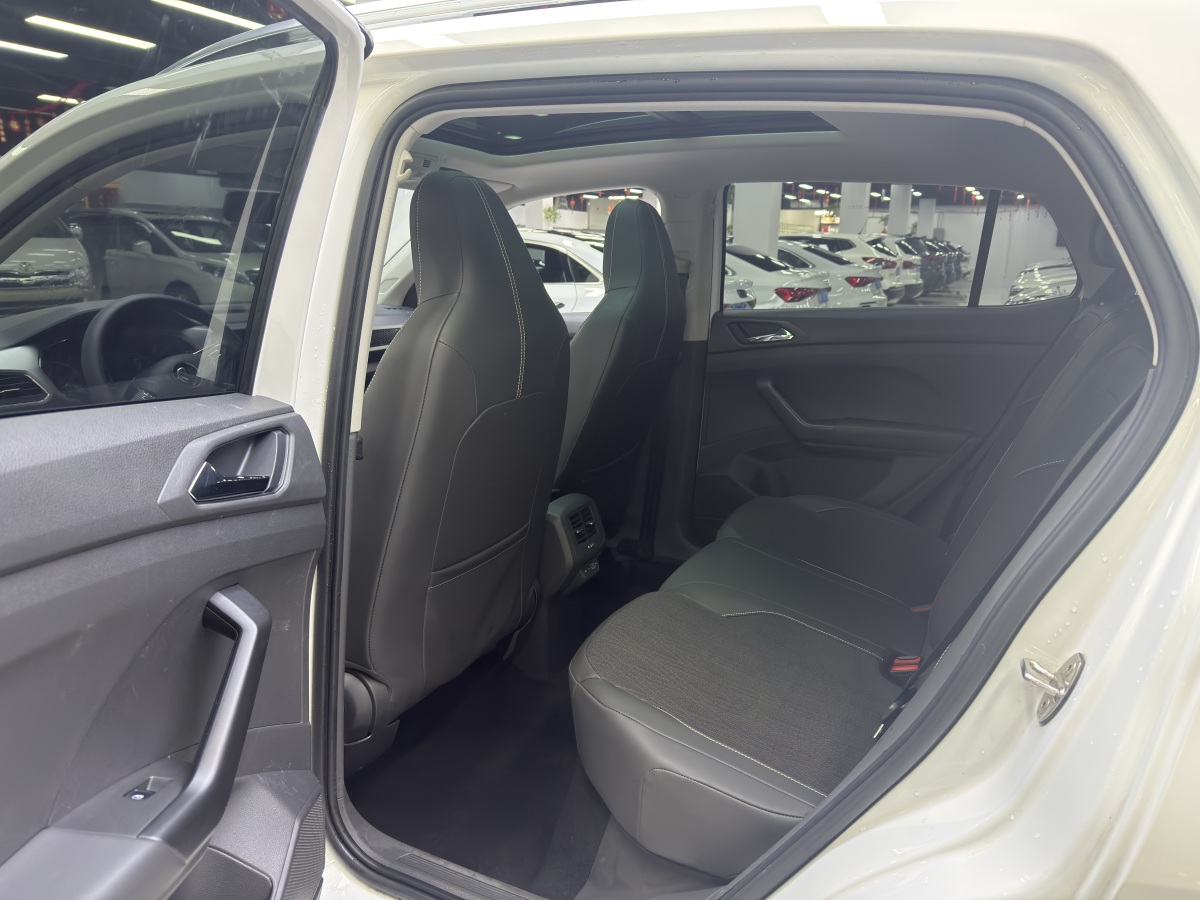 Volkswagen T-Cross 2020 #8 Volkswagen T-Cross 2020 immagine di auto #8
