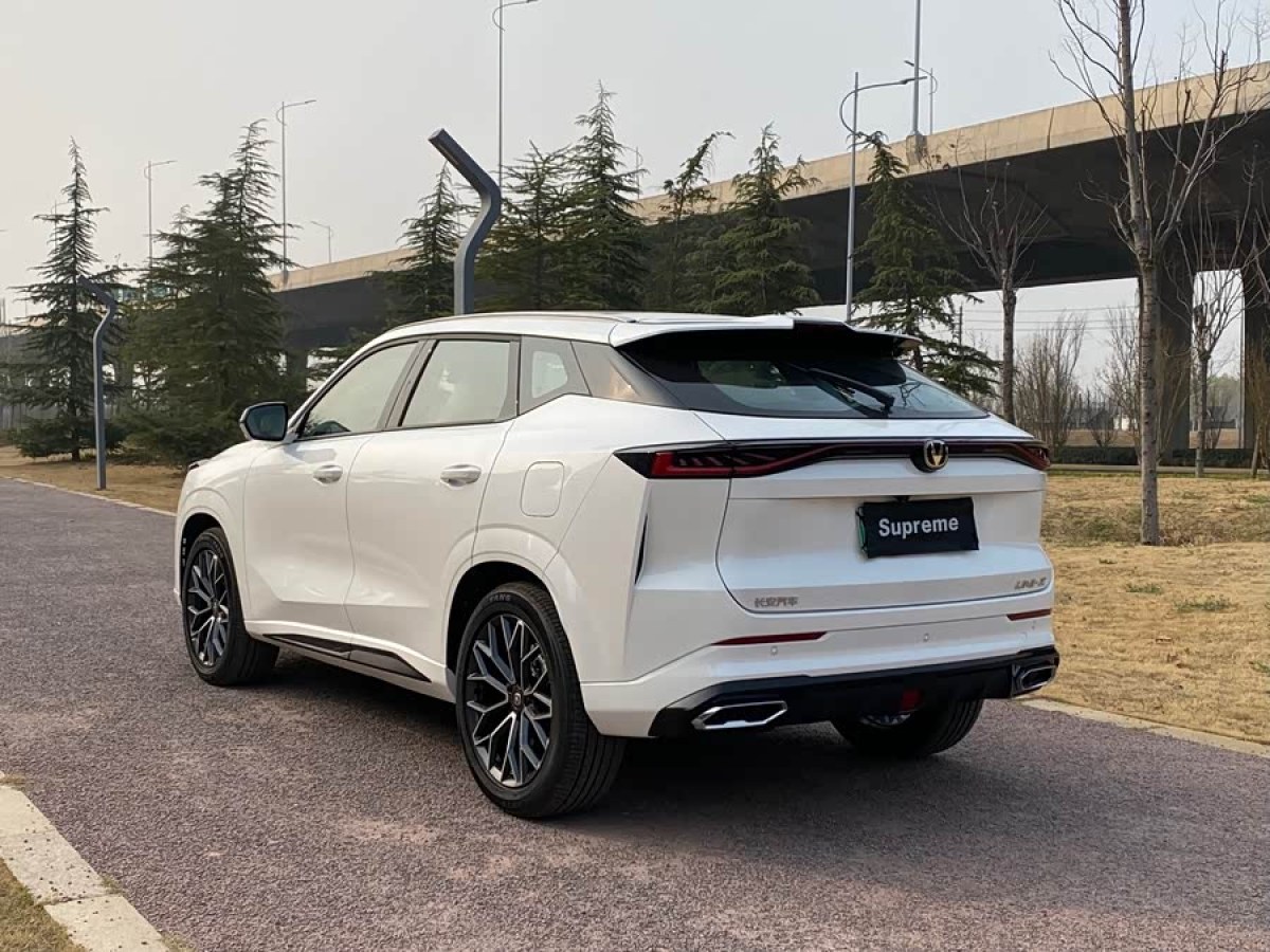 Changan UNI-Z PHEV 2026 car image #8