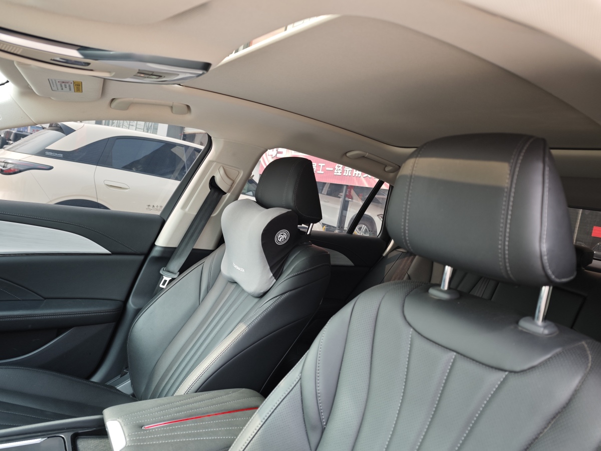 HongQi H5 2024 car image #8