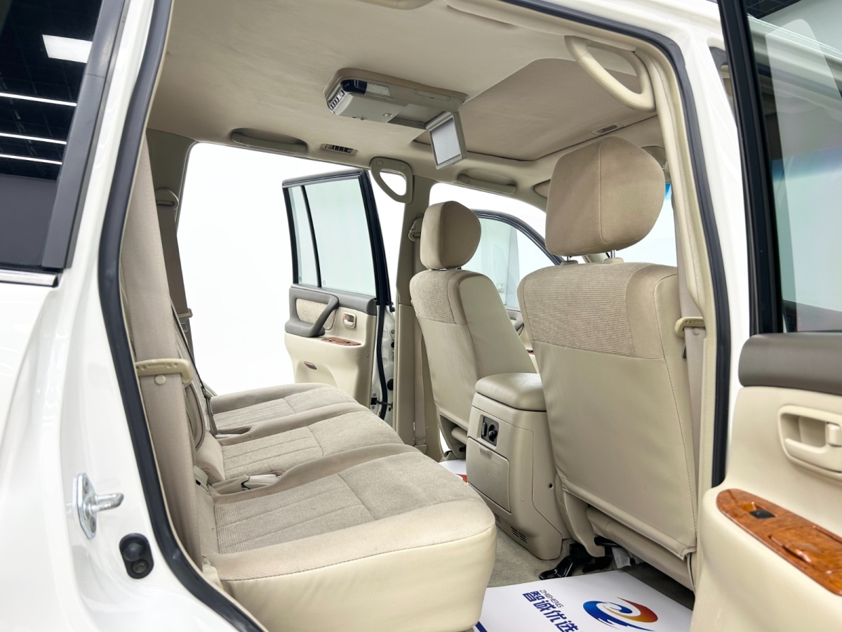 Toyota Land Cruiser 2006 car image #8