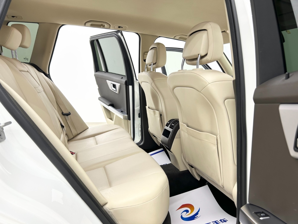 Mercedes-Benz GLK Class 2013 car image #8