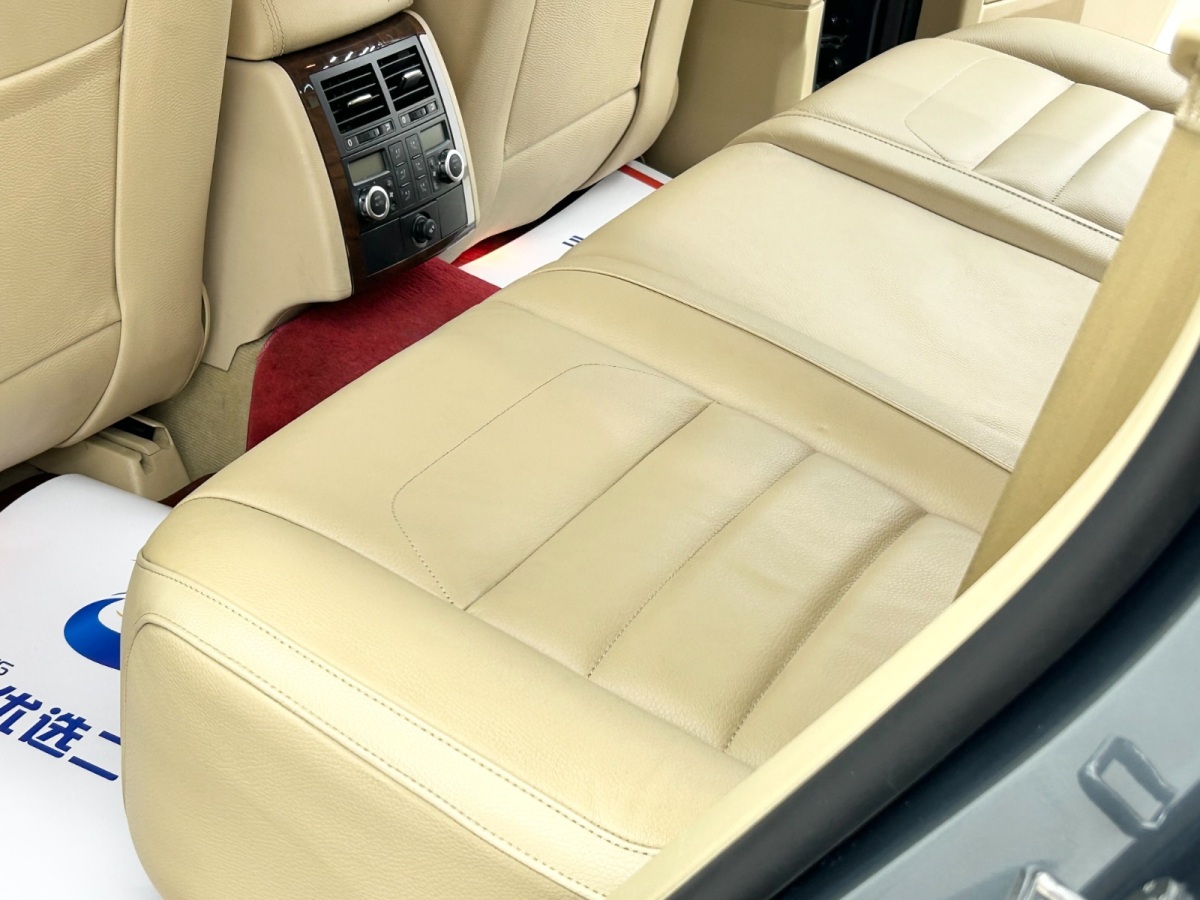 Volkswagen Touareg 2009 car image #8