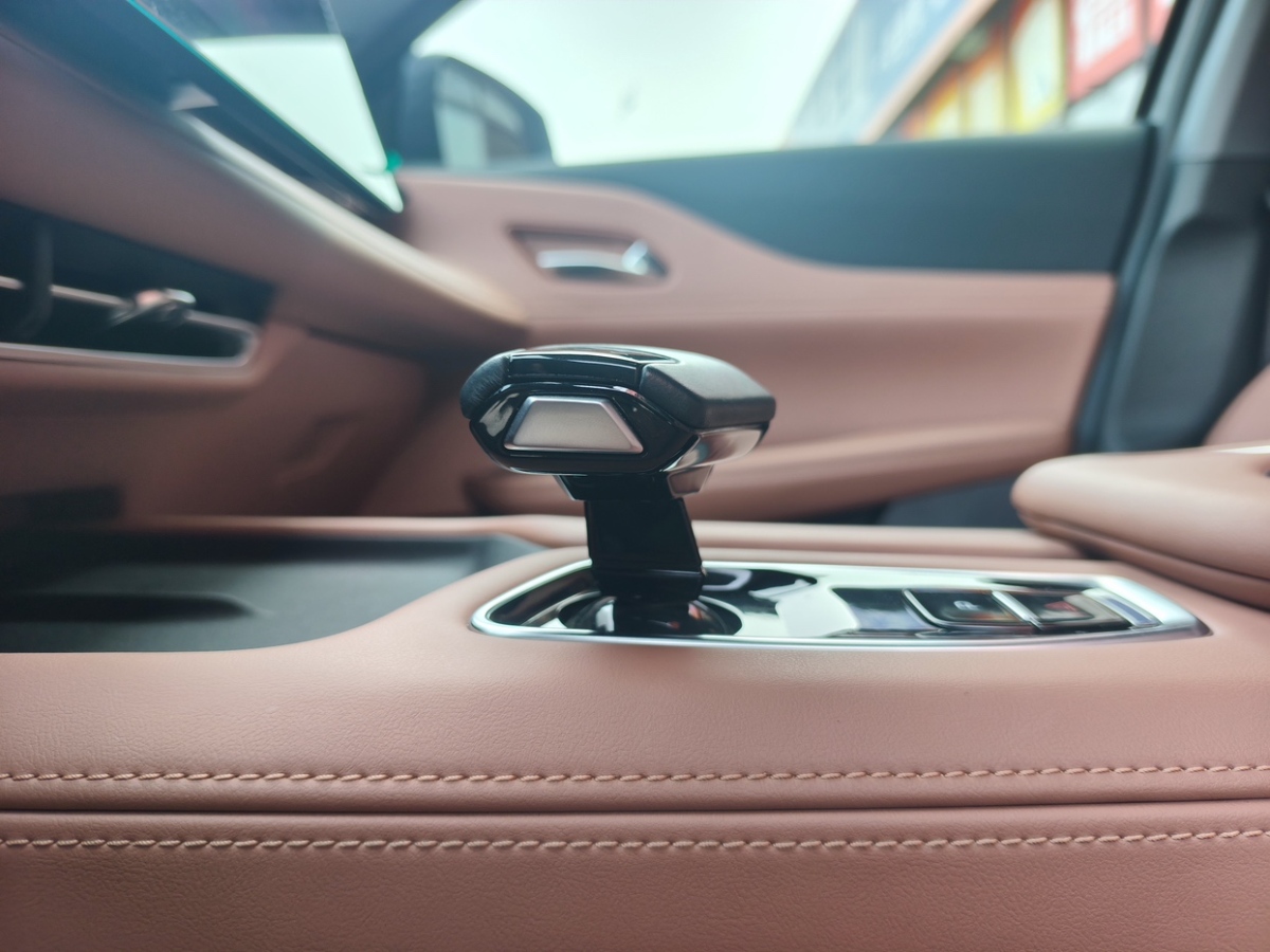 Changan UNI-Z 2024 immagine di auto #8