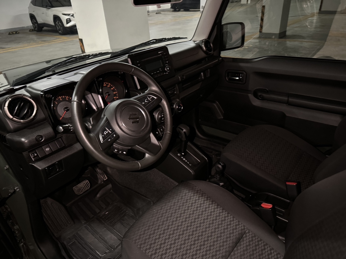Suzuki Jimny (Imported) 2023 imagen de coche #8