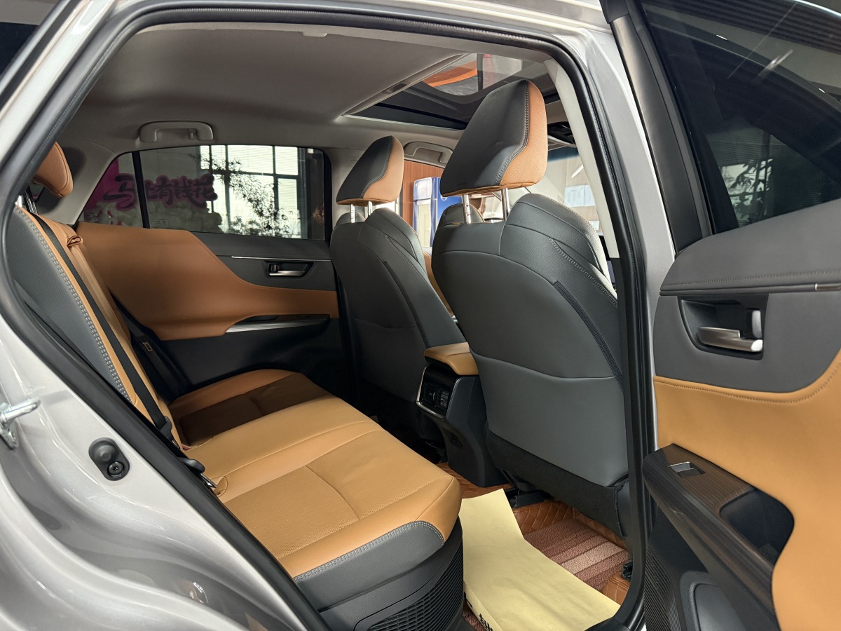 丰田 威飒 2023 汽车图片 #8