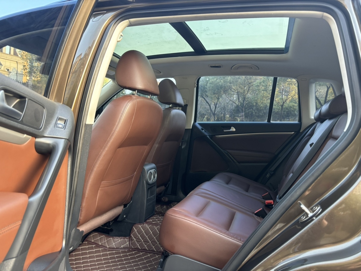 Volkswagen Tiguan 2017 car image #8