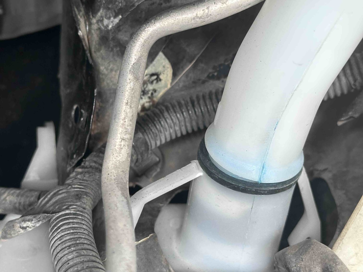 GEELY Emgrand 2018 car image #8