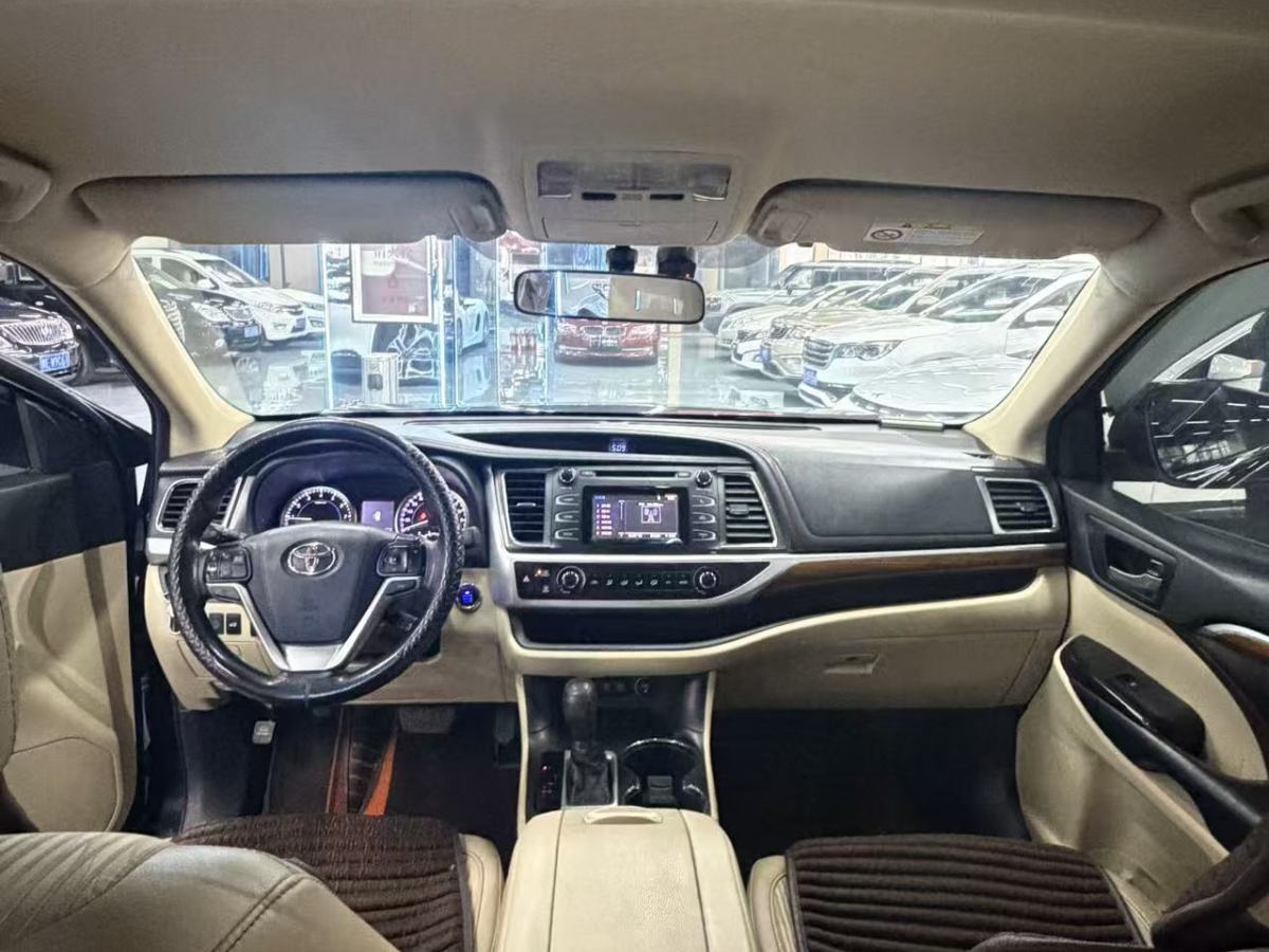 Toyota Highlander 2019 car image #8