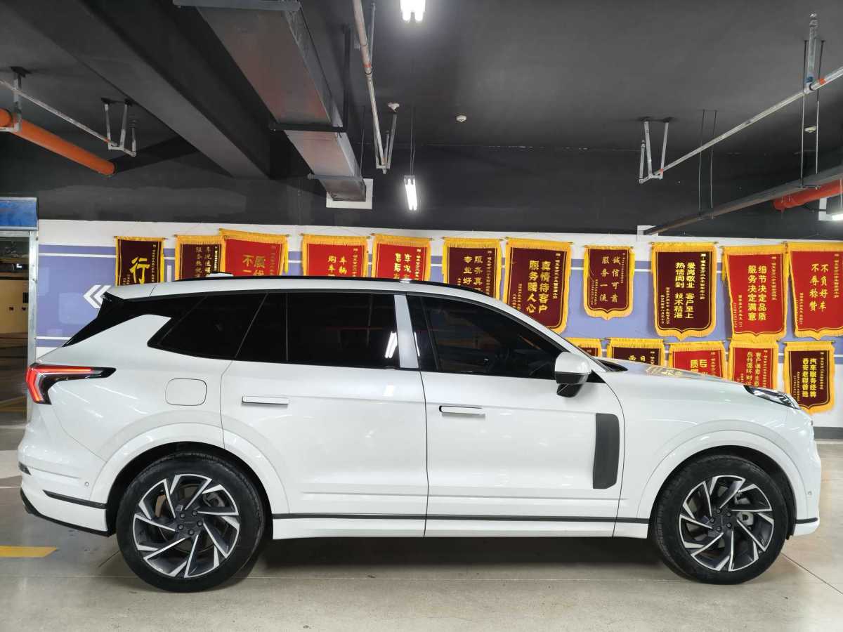 Lynk & Co 09 EM-P 2022 car image #8