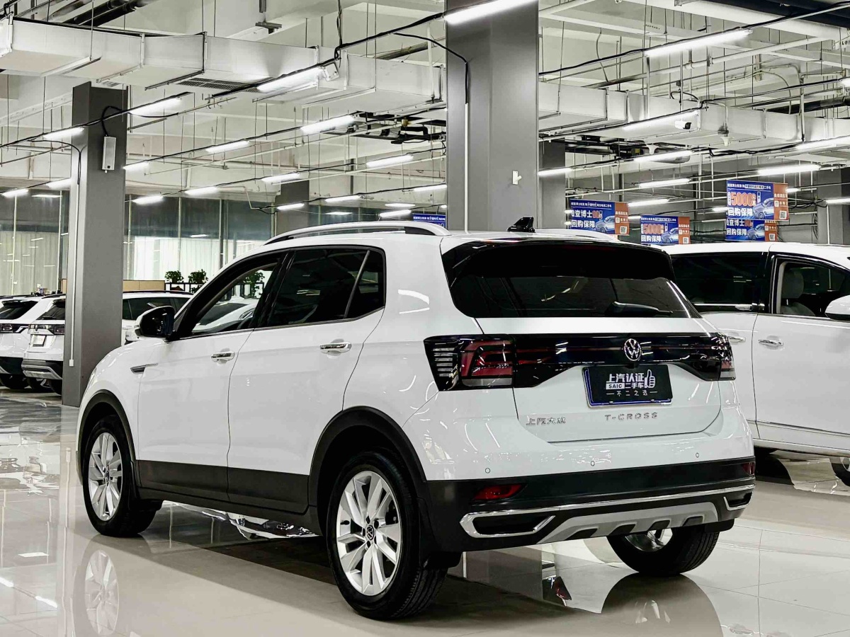 Volkswagen T-Cross 2023 #8 Volkswagen T-Cross 2023 car image #8