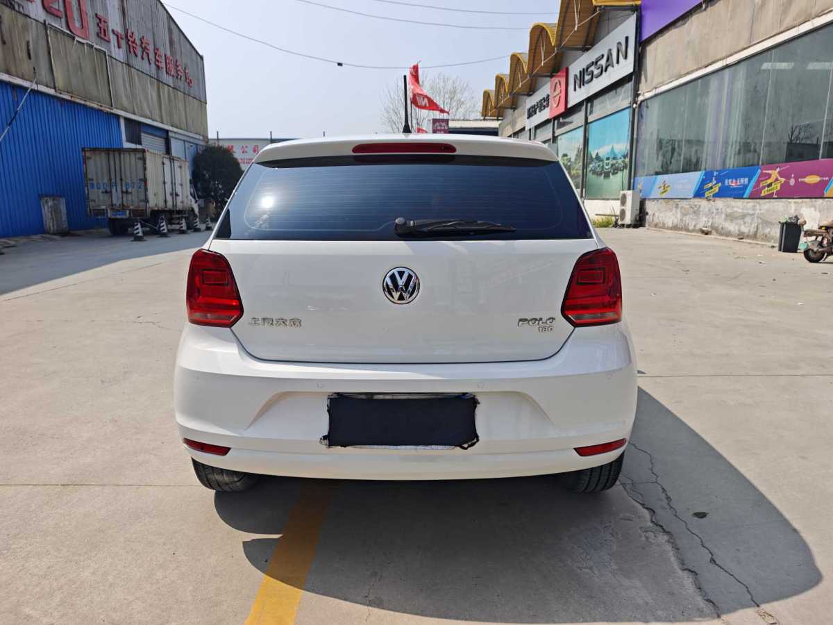 Volkswagen Polo 2019 car image #8
