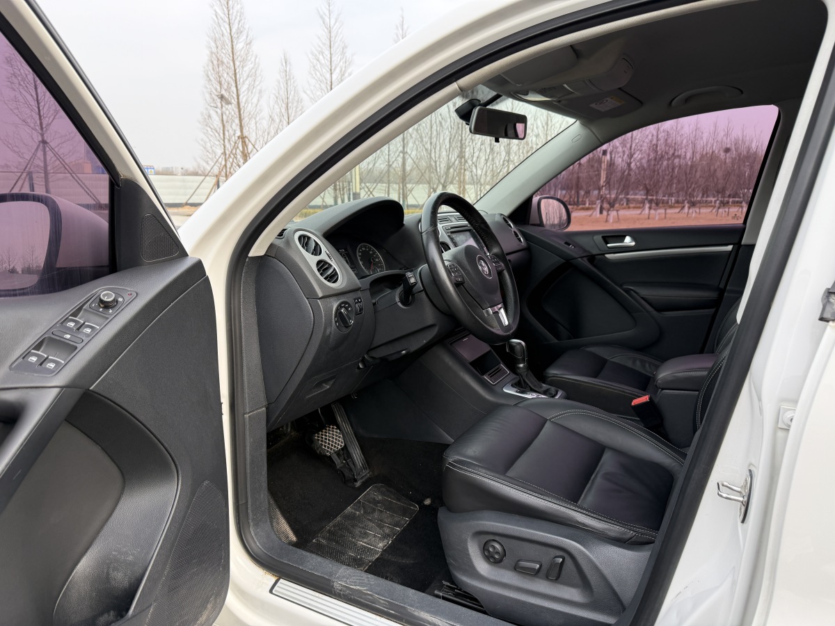 Volkswagen Tiguan 2016 car image #8