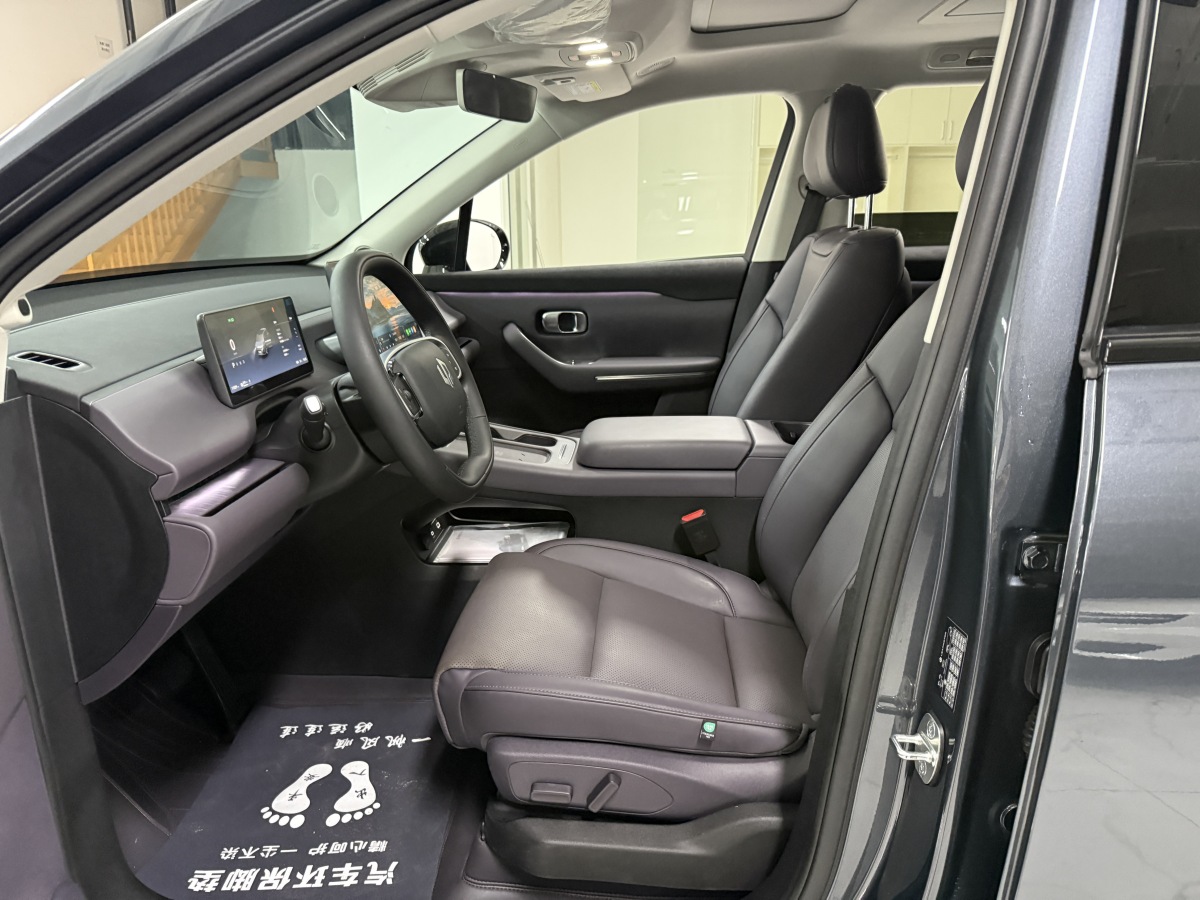 零跑汽车 零跑C16 2024 汽车图片 #8