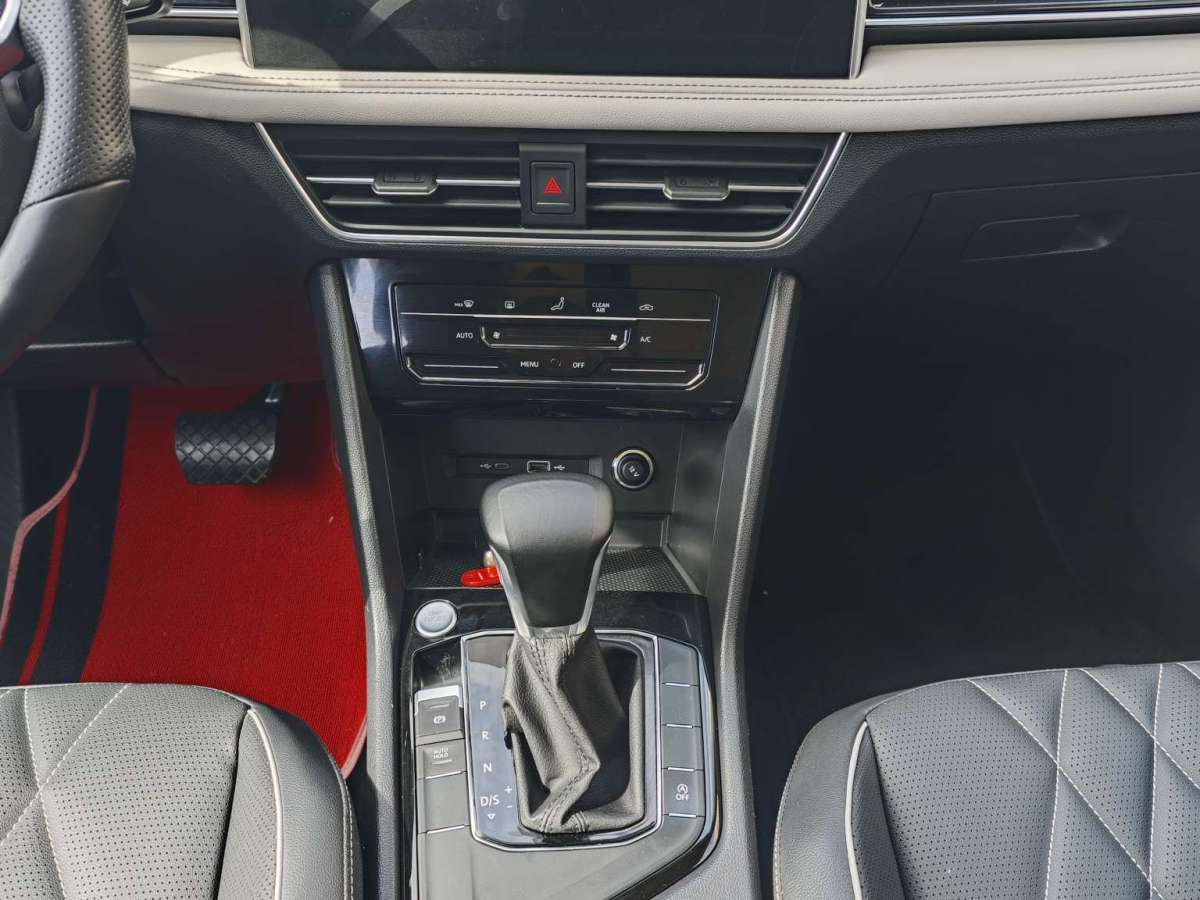 Volkswagen Tiguan L 2021 image de voiture #8